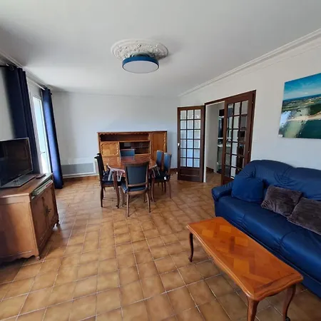 Affittacamere Nausicaa, Maison Avec Joli Jardin Clos Arbore