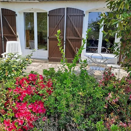 Affittacamere Nausicaa, Maison Avec Joli Jardin Clos Arbore Talmont-Saint-Hilaire